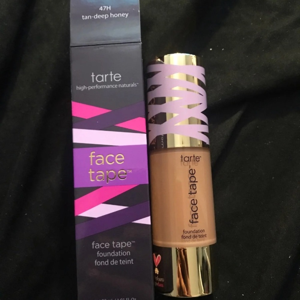 Tarte Foundation tan deep honey